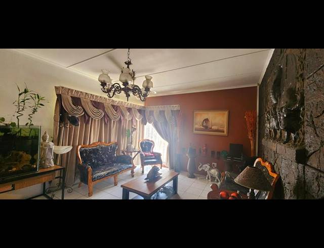 3 BEDROOM HOUSE FOR SALE IN ELSPARK